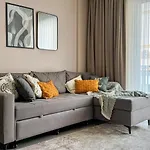 Qoople Aria Premium In The Center Of شقة