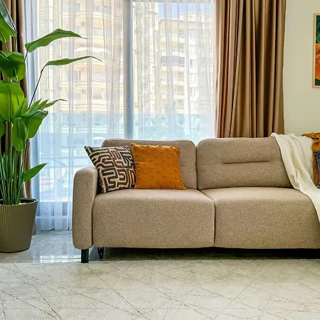 Qoople Aria Premium In The Center Of *