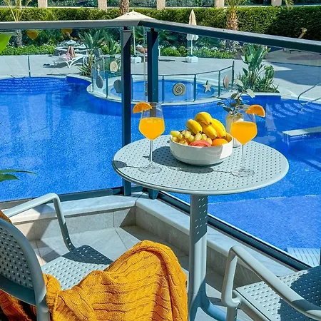 Qoople Aria Premium In The Center Of Apartman *