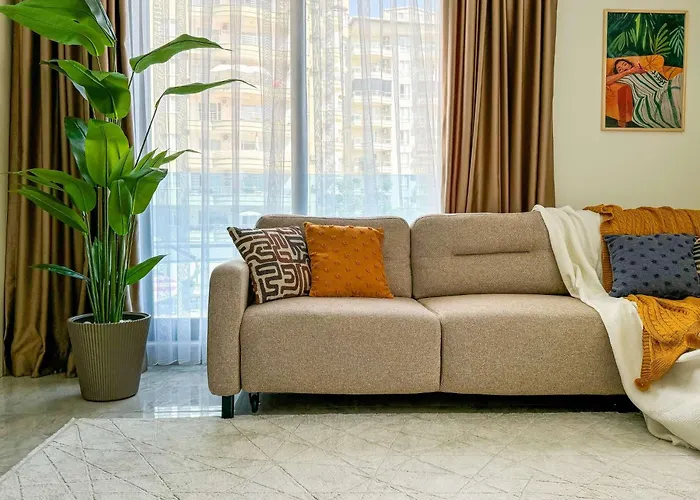 Qoople Aria Premium In The Center Of *