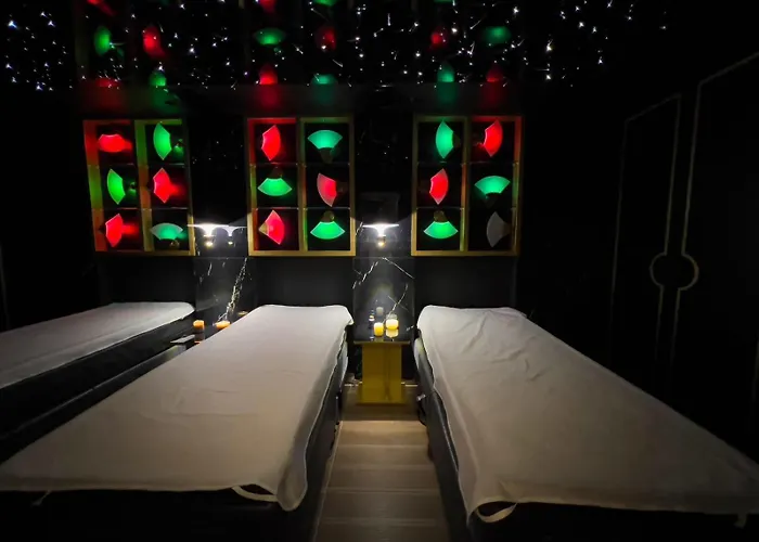 Qoople Aria Premium In The Center Of *