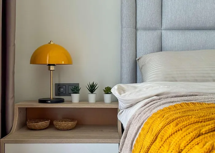 Qoople Aria Premium In The Center Of 阿拉尼亚